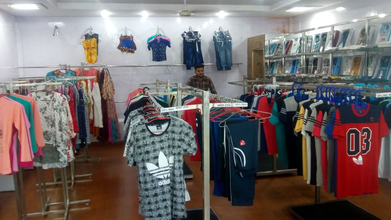 Maharaja Readymade & Shoe Point | Best Readymade Shop in Bulandshahr-Fains Bazaar