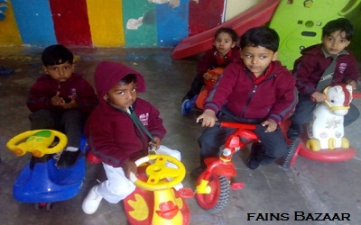 KRISHNA KINDER| BEST PLAY SCHOOL|SASNI GATE AGRA ROAD|ALIGARH-FAINS BAZAAR